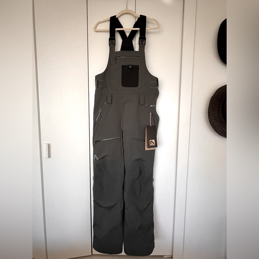 Flylow Baker Perm men ski bib NWT medium